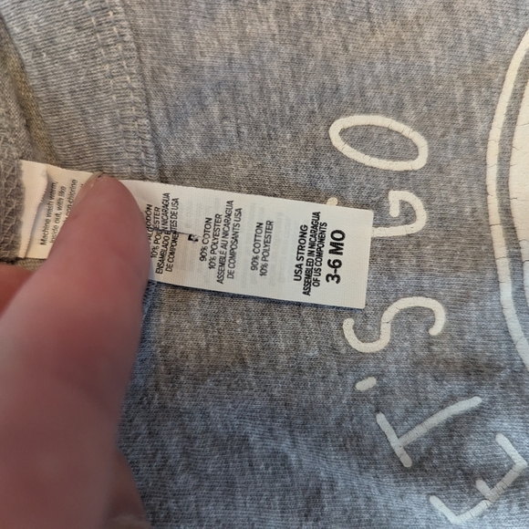 Portage and main bodysuit 3-6mo - Picture 3 of 3